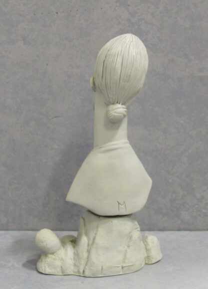 Stephen King’s "IT" Flute Lady - Rare Resin Model Bust - Image 4